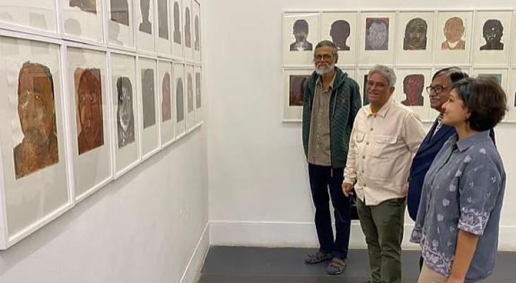 প্রদর্শনী ‘আত্ম-অনুপস্থিতির সাক্ষ্য’ মানবমুখে সময়ের প্রতিচ্ছবি